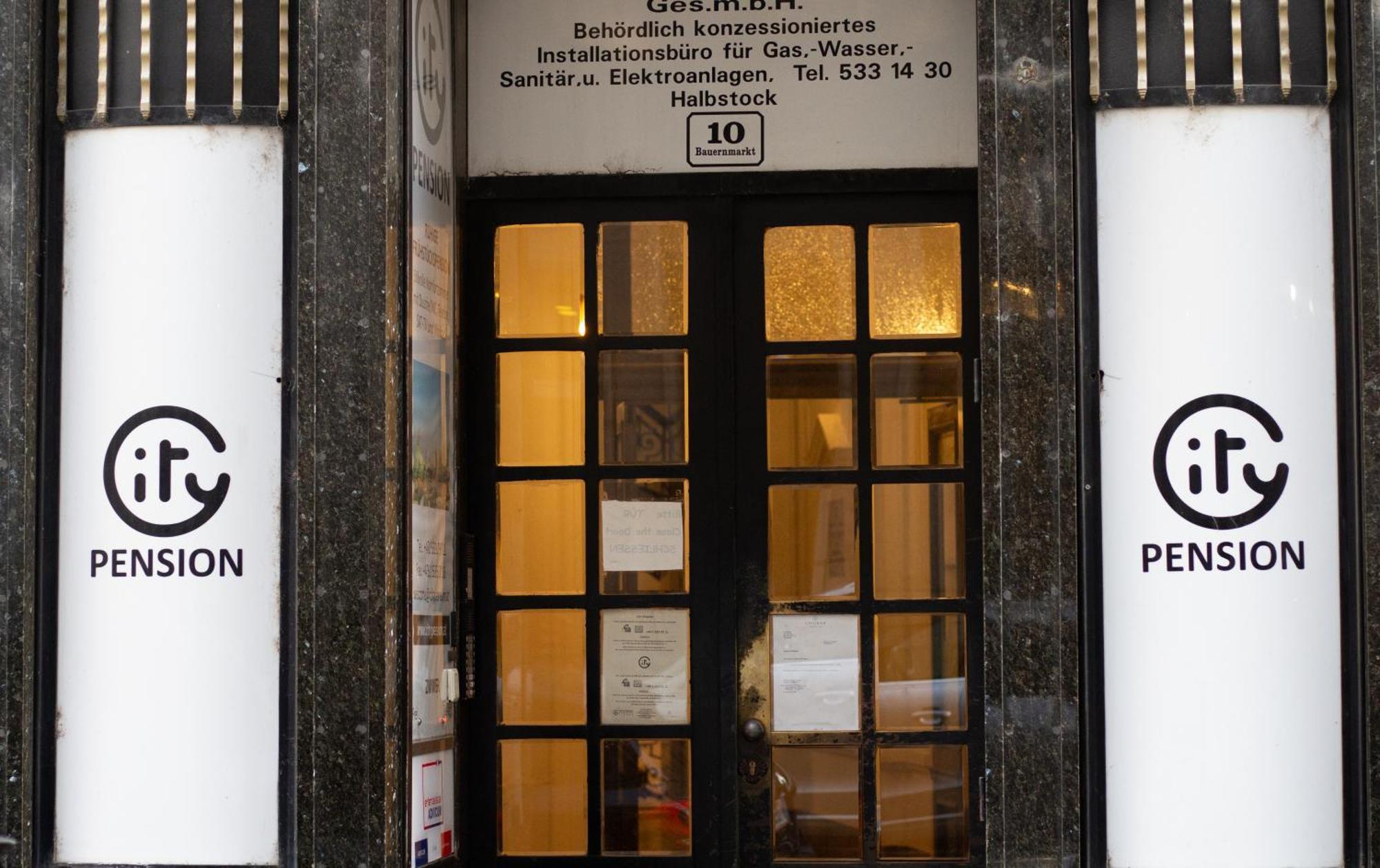 Private Comfort Stephansplatz - Self Check In Wenen Buitenkant foto